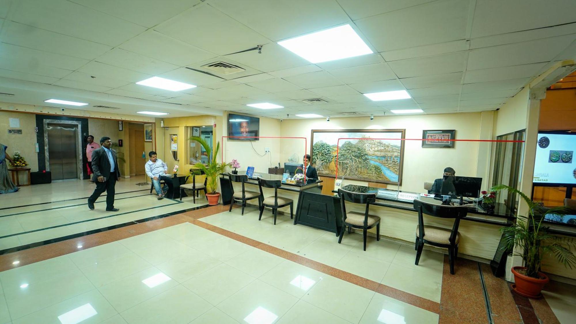 Hotel The Plaza Hyderabad Ngoại thất bức ảnh