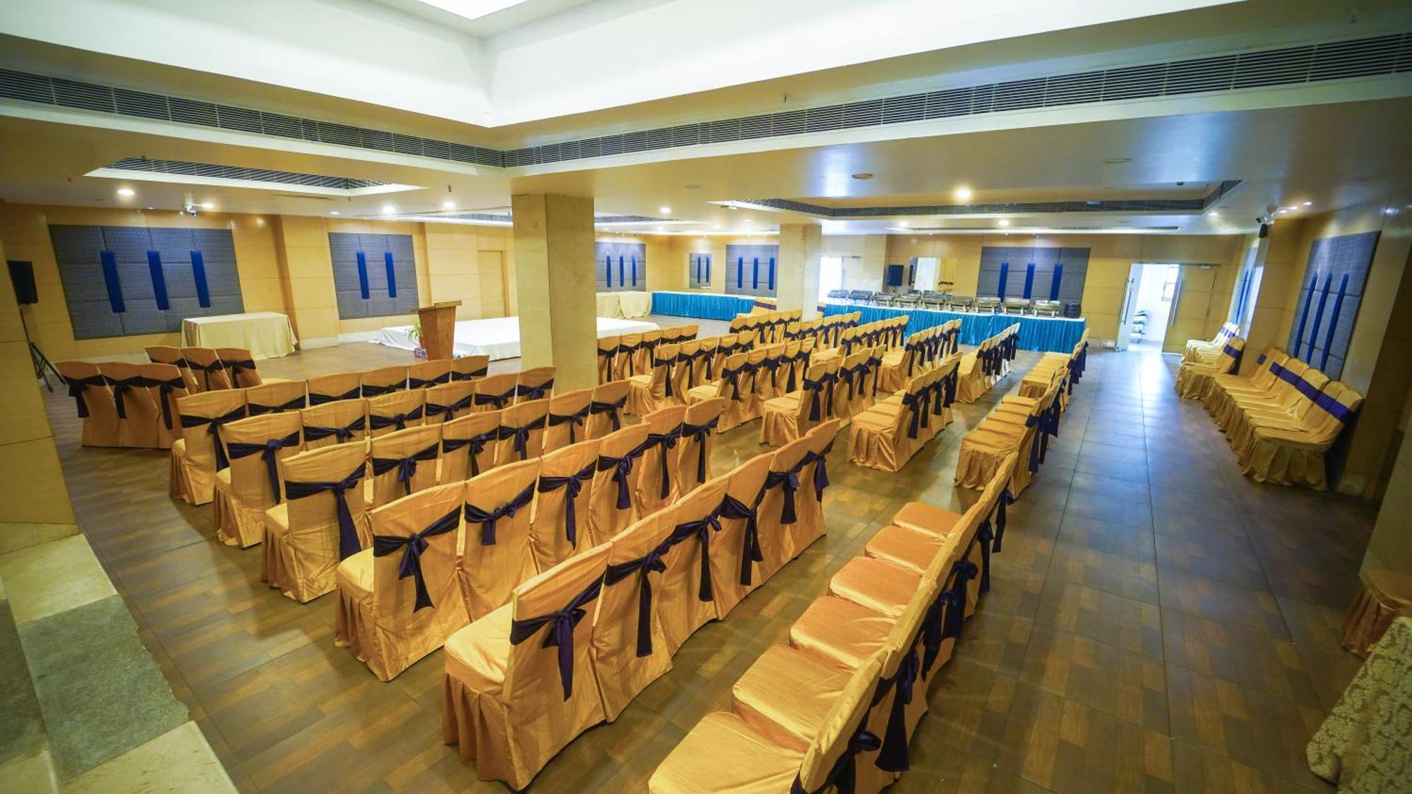 Hotel The Plaza Hyderabad Ngoại thất bức ảnh