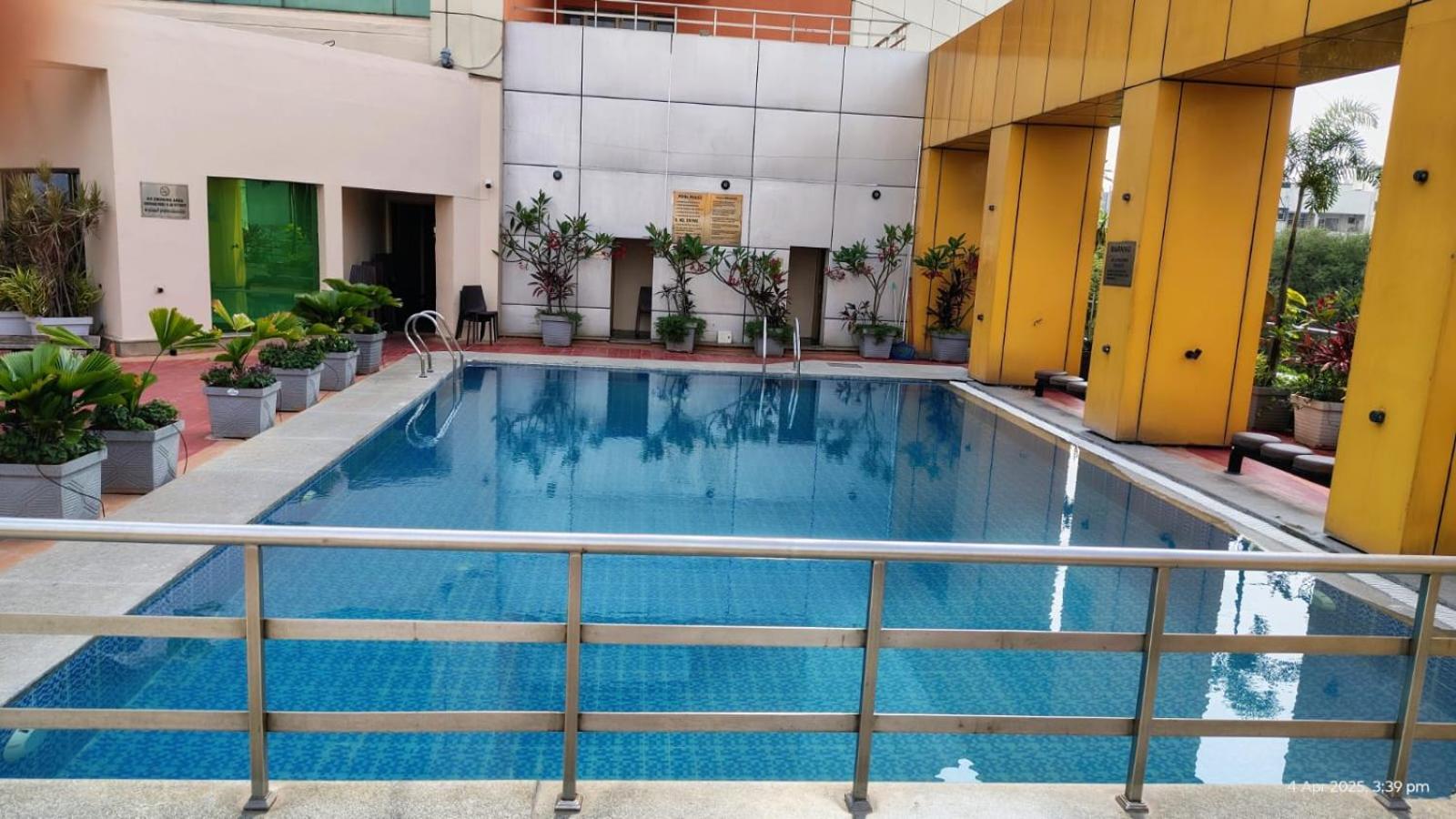 Hotel The Plaza Hyderabad Ngoại thất bức ảnh