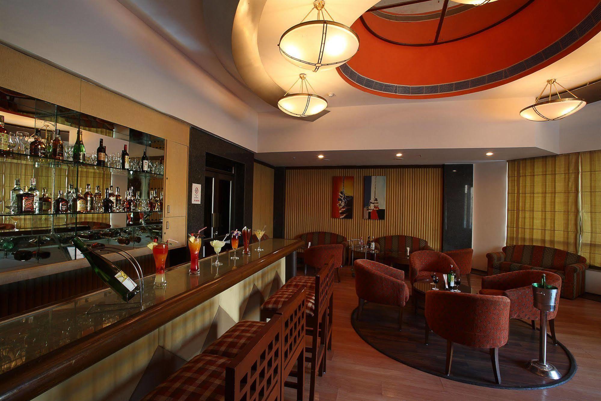 Hotel The Plaza Hyderabad Ngoại thất bức ảnh