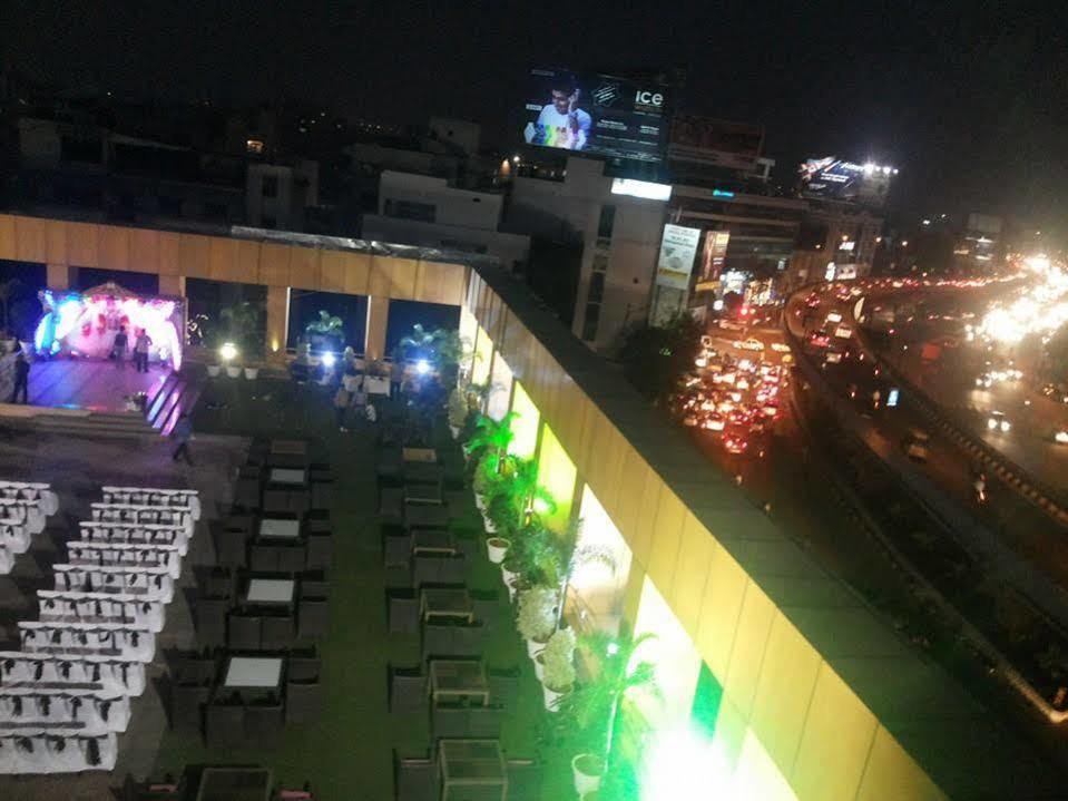 Hotel The Plaza Hyderabad Ngoại thất bức ảnh